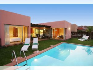 Villa mit beheizbaren Pool + Klimaanlage am Golf green auf Gran Canaria Süd