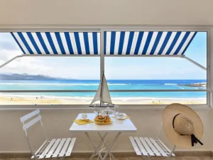 Las Canteras Seafront Apartment – Komfortable Ferienwohnung mit Meerblick in Las Palmas, Gran Canaria